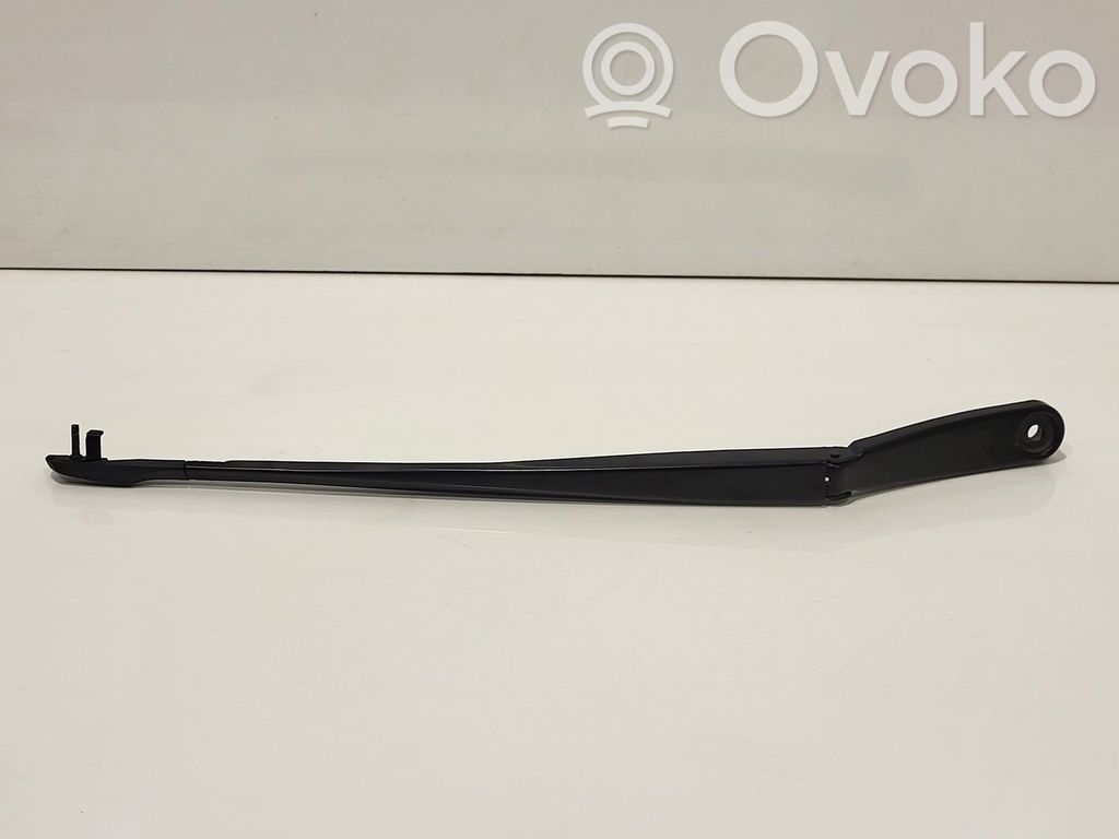 BMW 5 F10 F11 Brazo del limpiaparabrisas delantero 