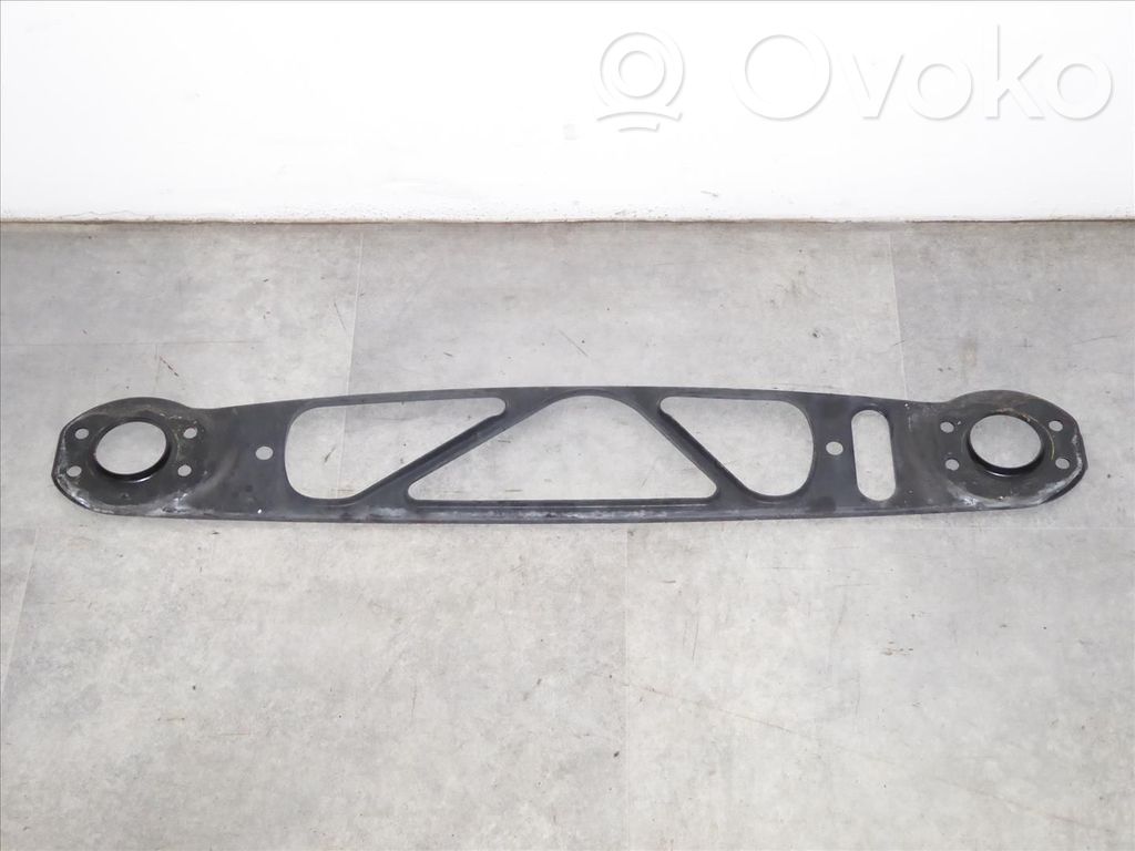 BMW 3 E36 Priekinis traversas 