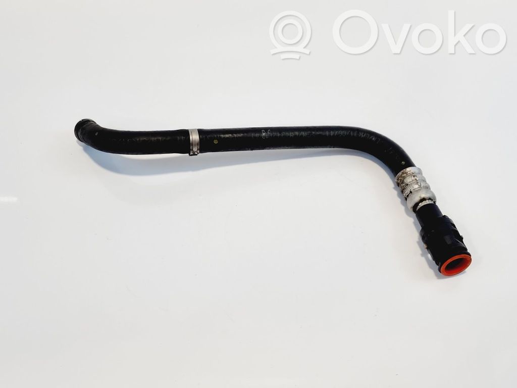 BMW 5 E60 E61 Moottorin vesijäähdytyksen putki/letku 