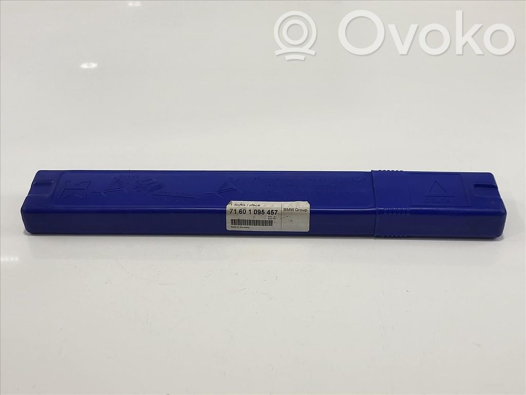 BMW 3 E90 E91 Hazard Warning Triangle Mounting Bracket 