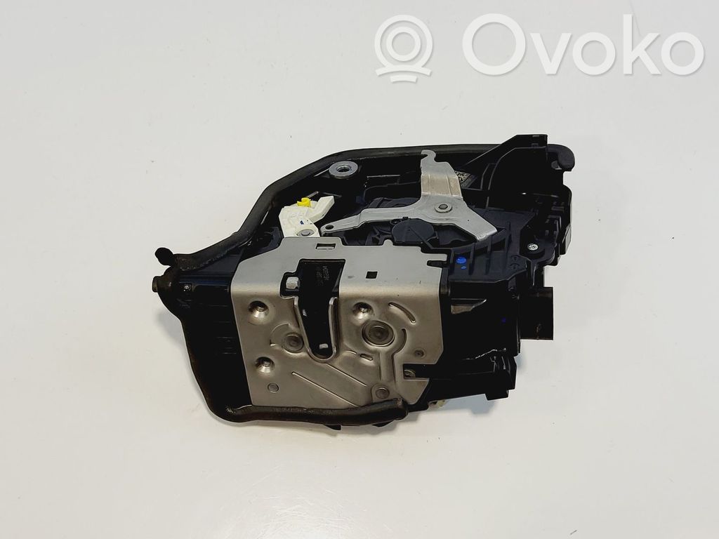 BMW 7 G11 G12 Zamek drzwi przednich 