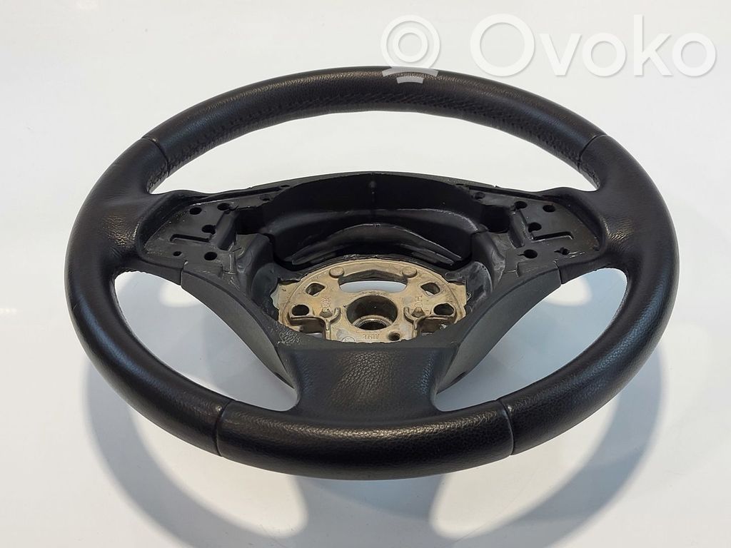 Ohjauspyörä   32306795568,32306795568