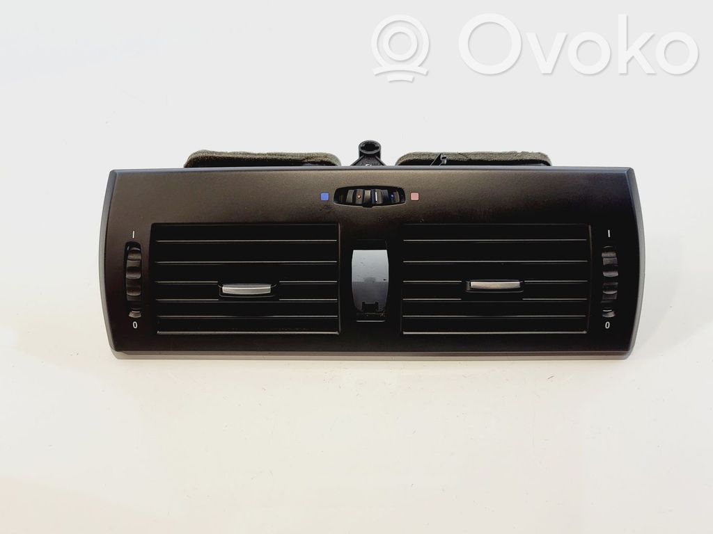 BMW X3 E83 Grilă ventilație centrală 