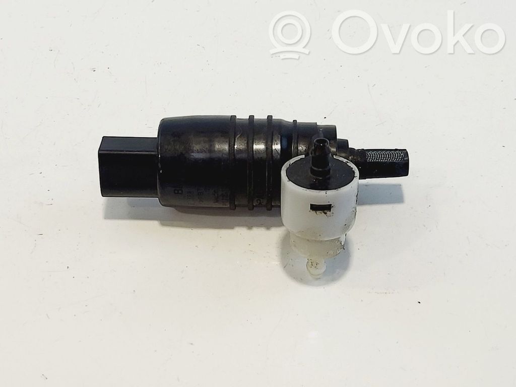 BMW 5 G30 G31 G38 Pompa lavavetri parabrezza/vetro frontale 