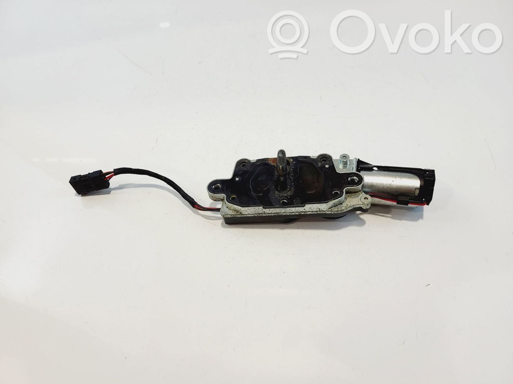 BMW X5 E70 Motor blocare ușă spate 