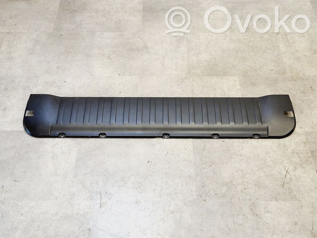 BMW X5 E70 Osłona tylnej klapy 