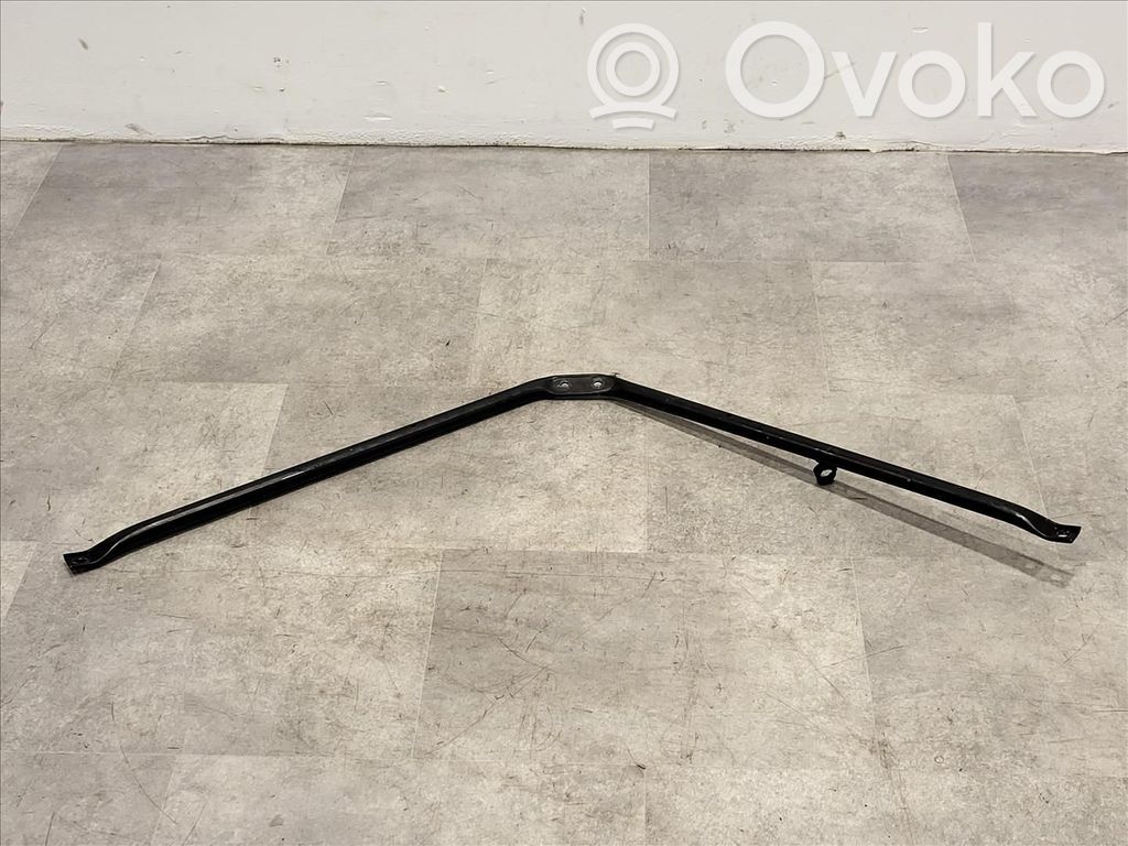 BMW 5 E60 E61 Etupuskurin poikittaistuki 