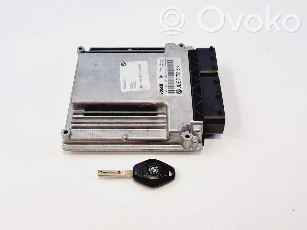 BMW 5 E60 E61 Engine control unit/module 