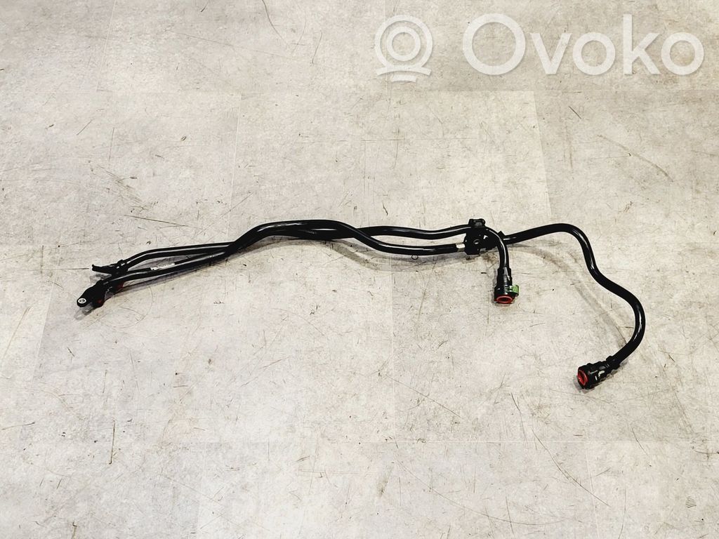 BMW X6 E71 Rura chłodzenia oleju 
