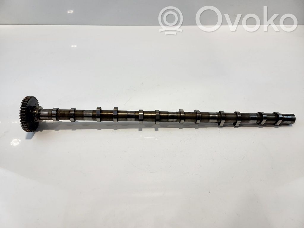 BMW 5 G30 G31 G38 Wałek rozrządu 