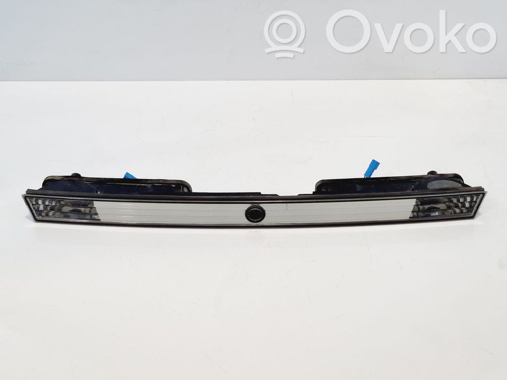 BMW 7 E65 E66 Lampy tylnej klapy bagażnika 