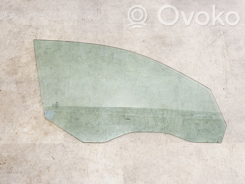 Vitre de porte avant / joint   51337110634,51337110634