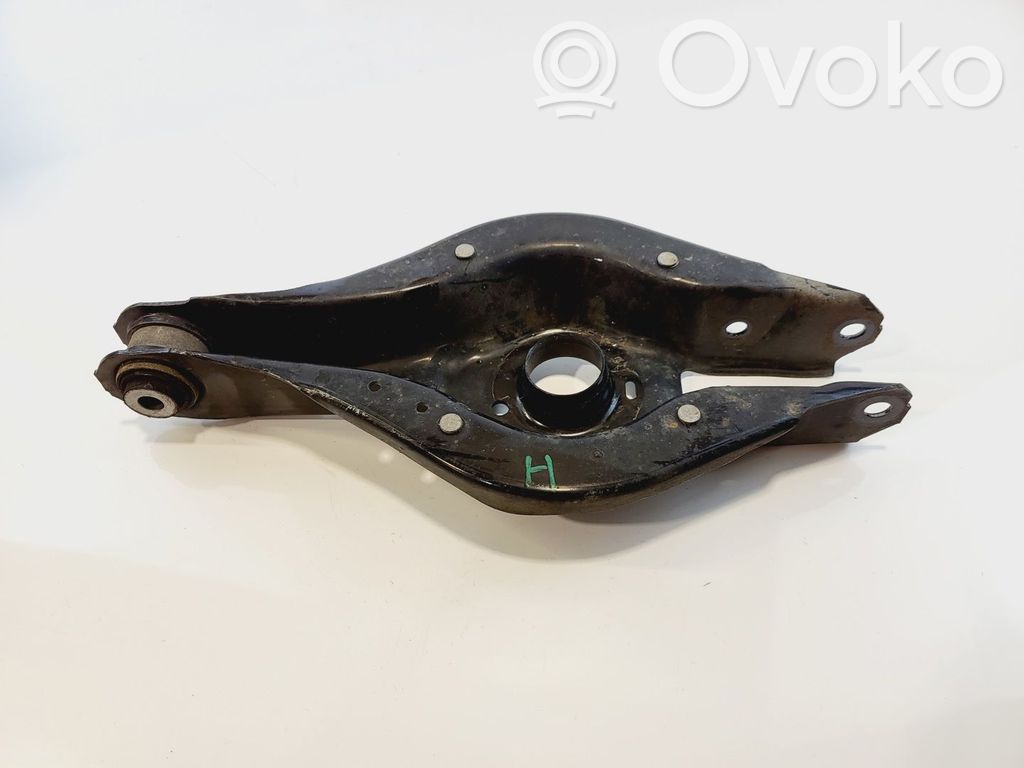 BMW 3 G20 G21 Brazo de suspensión trasero 