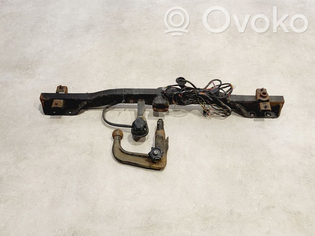 BMW 5 E60 E61 Irroitettava vetokoukku 