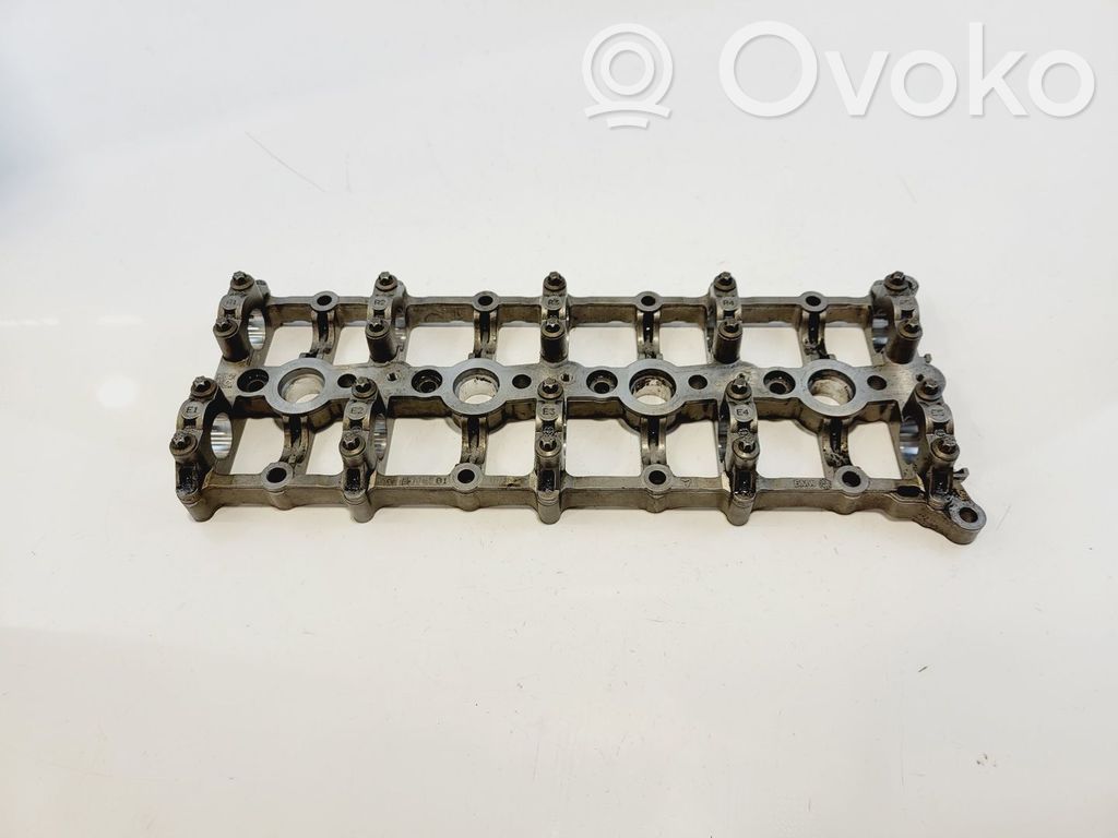 BMW 1 F20 F21 Camshaft holder bracket 