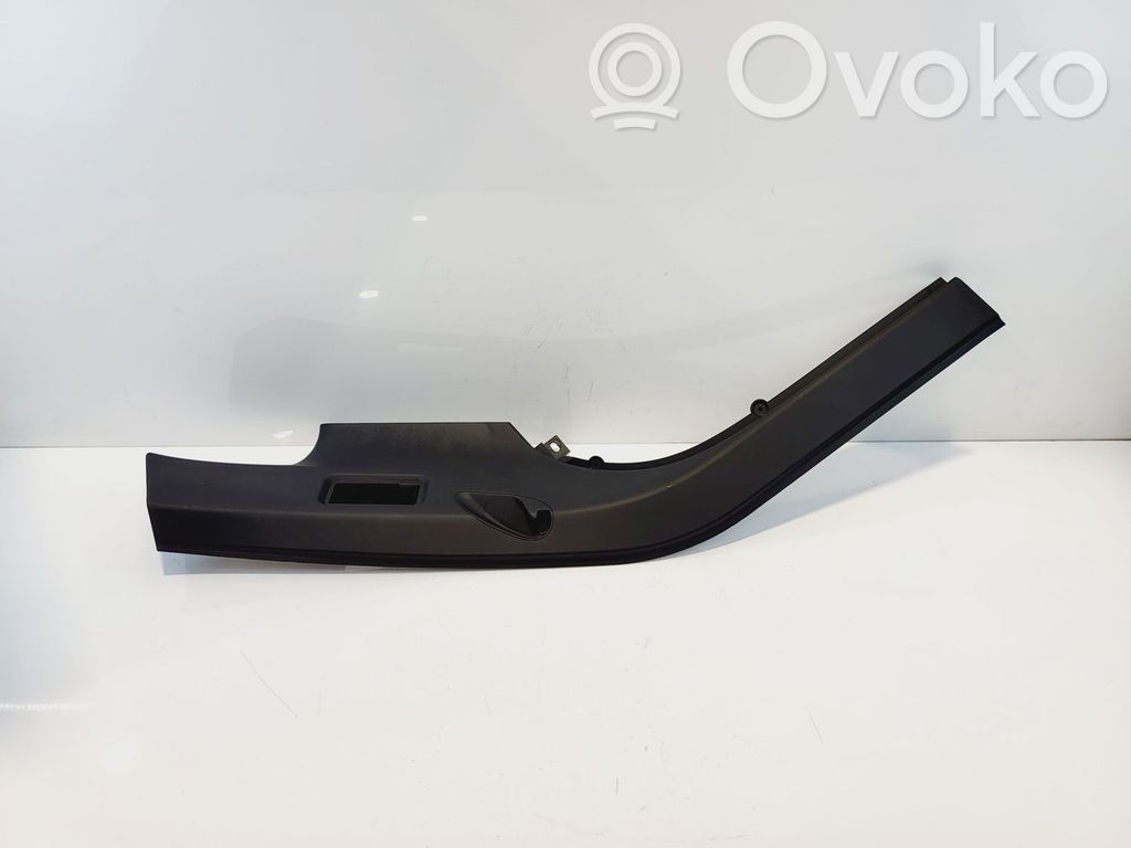 BMW X3 E83 Pilar (D) (superior) 