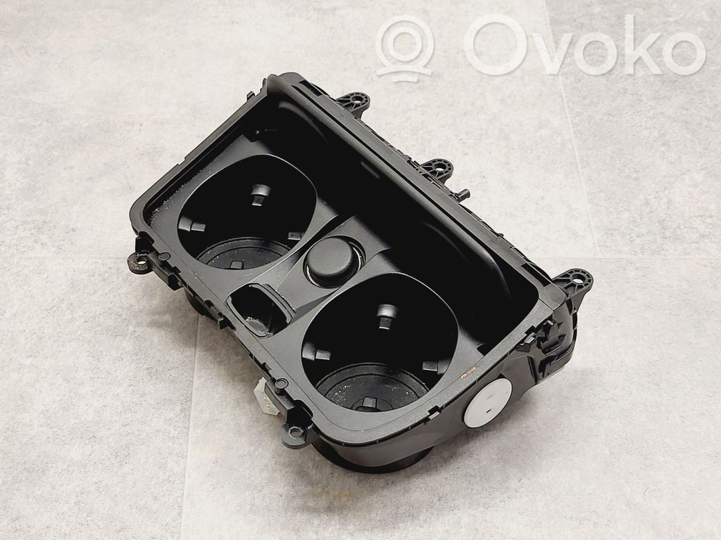 BMW 5 F10 F11 Przedni uchwyt na kubek tunelu środkowego 