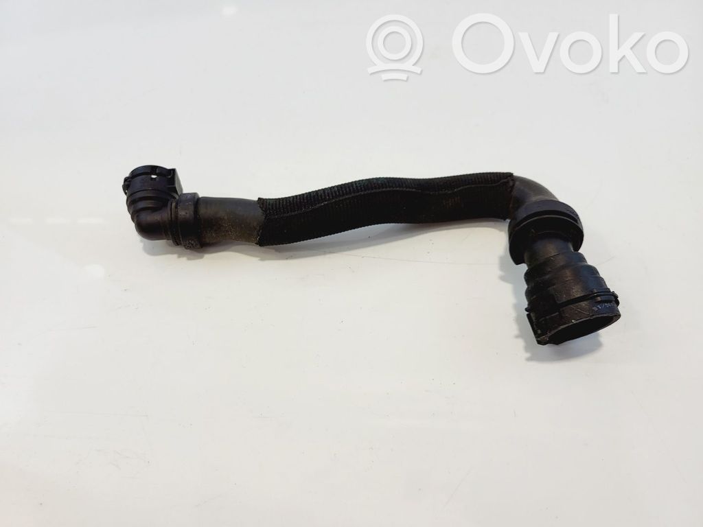 BMW 7 G11 G12 Tuyau de liquide de refroidissement moteur