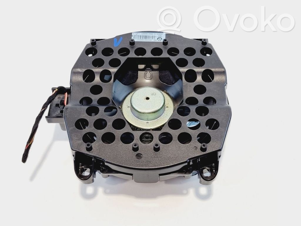 Subwoofer   65139218695,65139218695