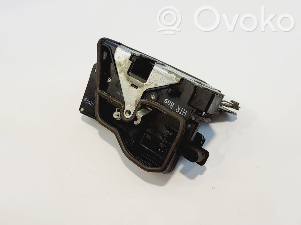 BMW 7 E65 E66 Galinės spynos varikliukas 