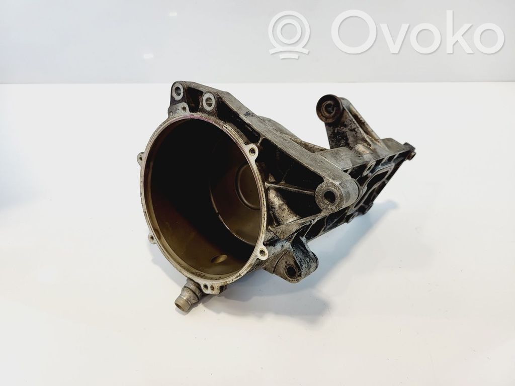 BMW 7 E65 E66 Ģenerators 