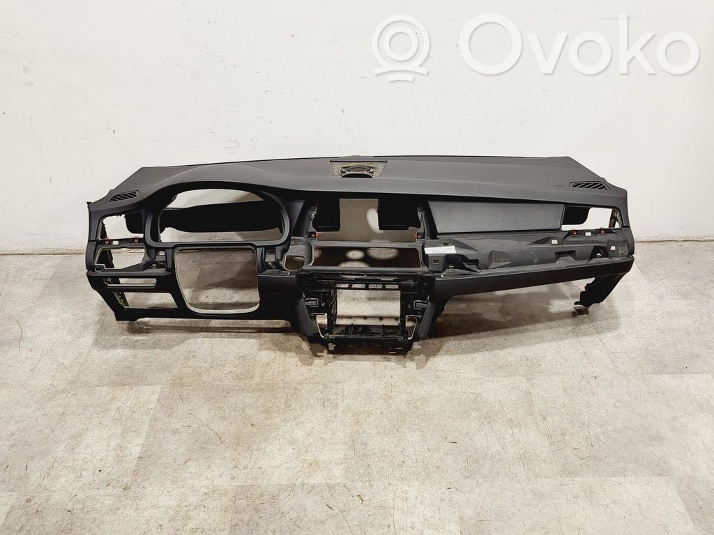 BMW 5 GT F07 Element deski rozdzielczej 