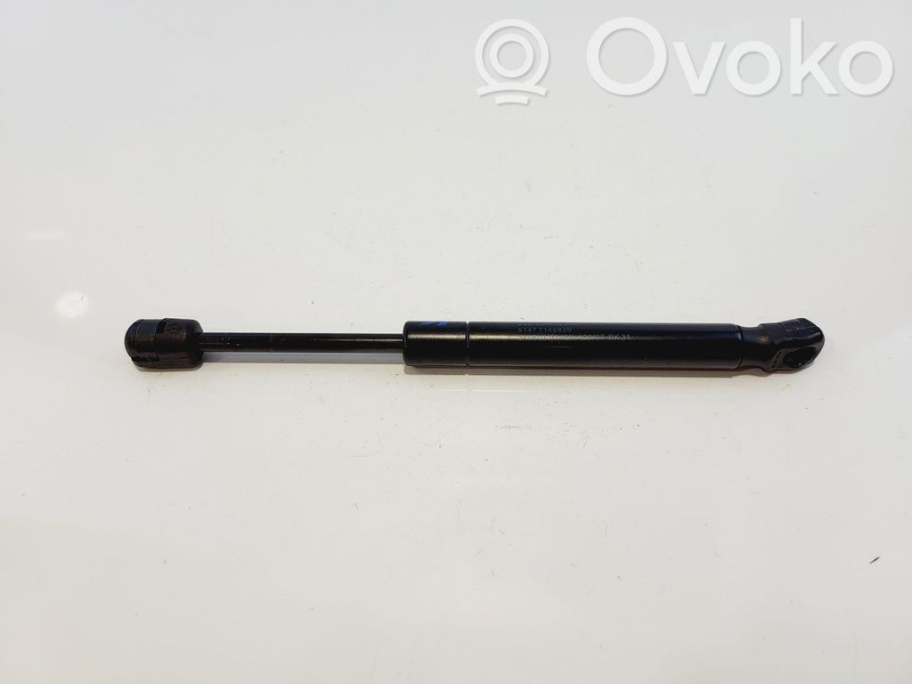 Otros elementos de revestimiento del maletero/compartimento de carga   51477148826,51477148826