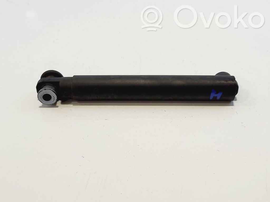 BMW X5 F15 Staffa di rinforzo per ammortizzatore bagagliaio 