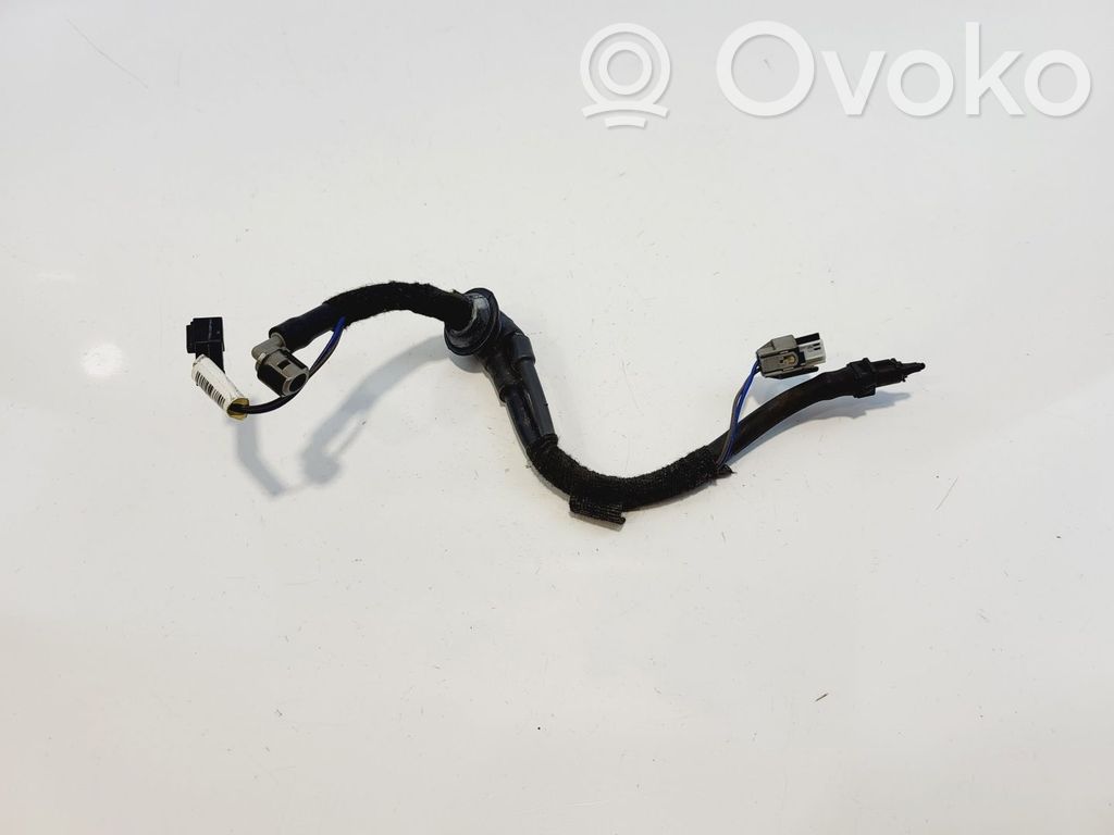BMW X5 F15 Dysza spryskiwacza szyby tylnej 
