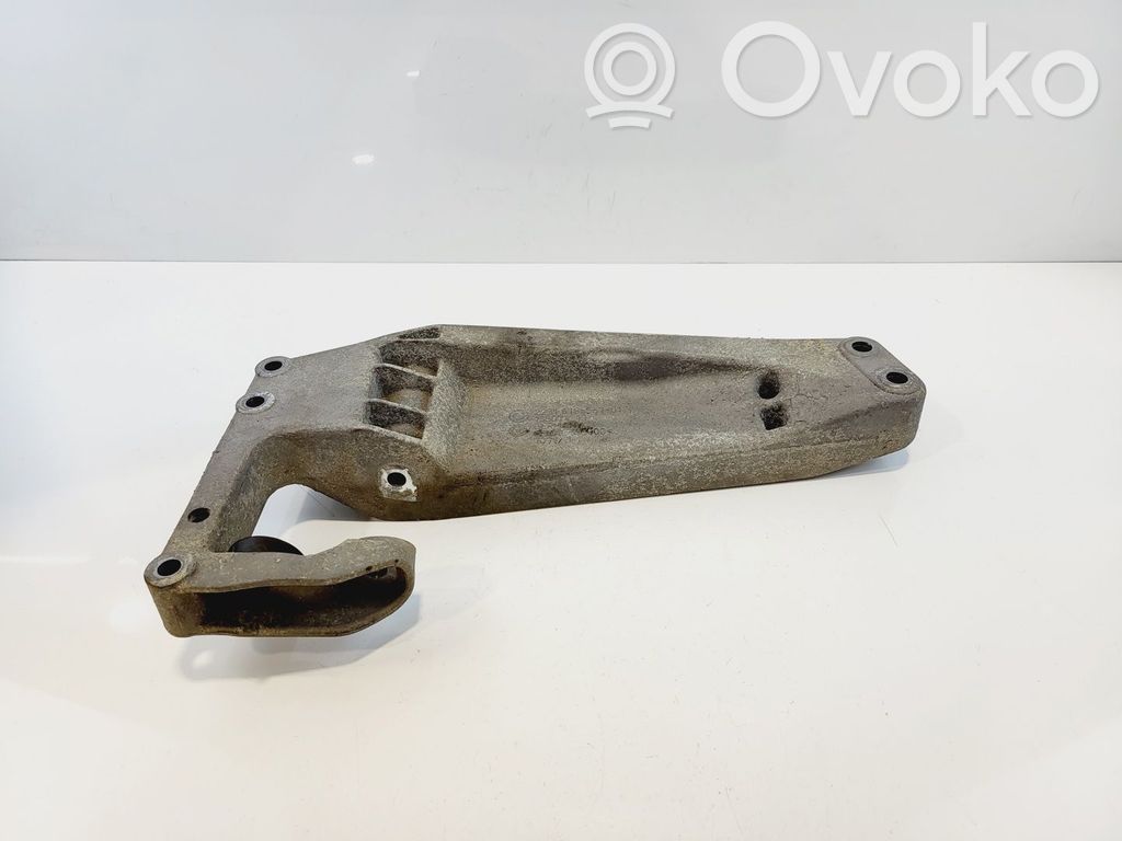 BMW X4 F26 Supporto della scatola del cambio 