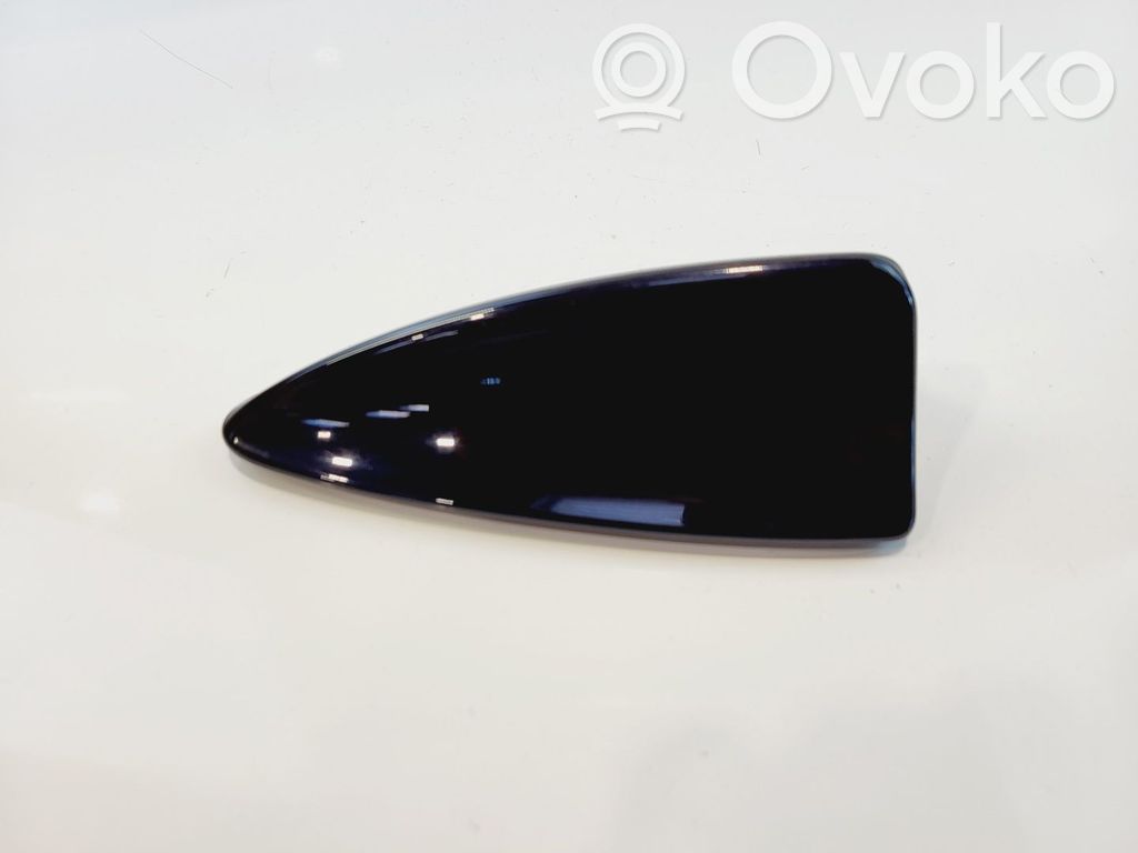 BMW 5 E60 E61 Kattoantennin (GPS) suoja 