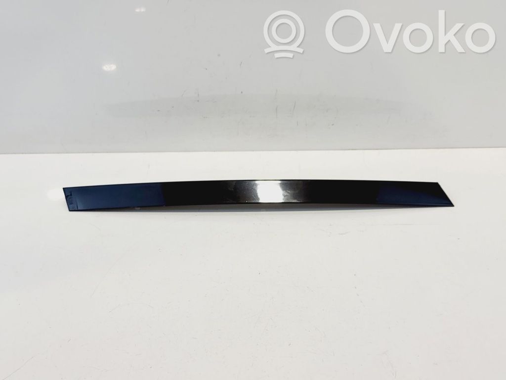 BMW X5 E70 Rivestimento modanatura del vetro della portiera posteriore 