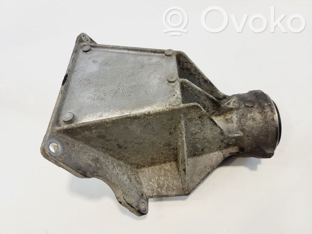 BMW 7 F01 F02 F03 F04 Driveshaft support bearing bracket 