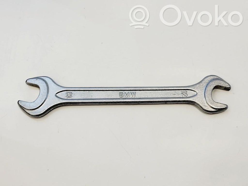 BMW 2 F45 Tool set 