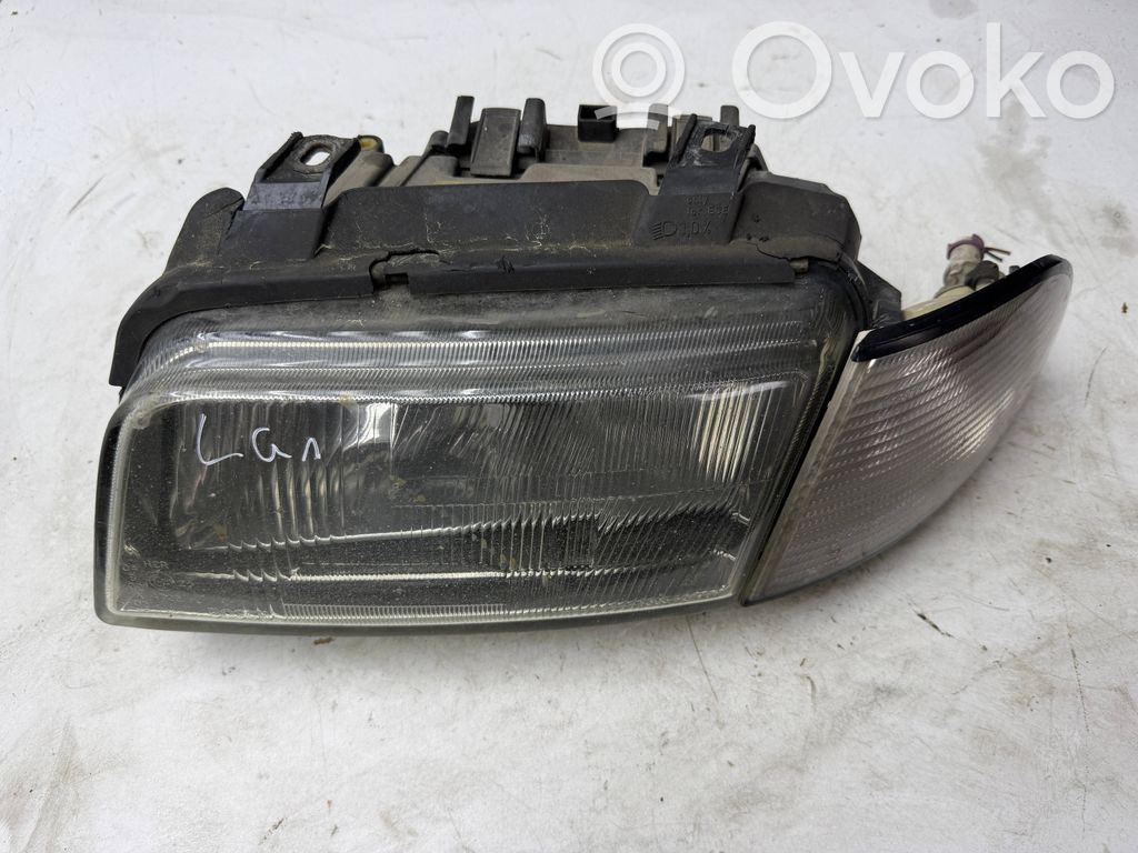 Audi A4 S4 B5 8D Headlight/headlamp 