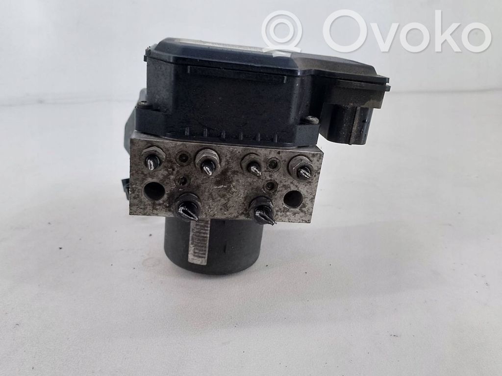 ABS-pumppu   6G912C405AK