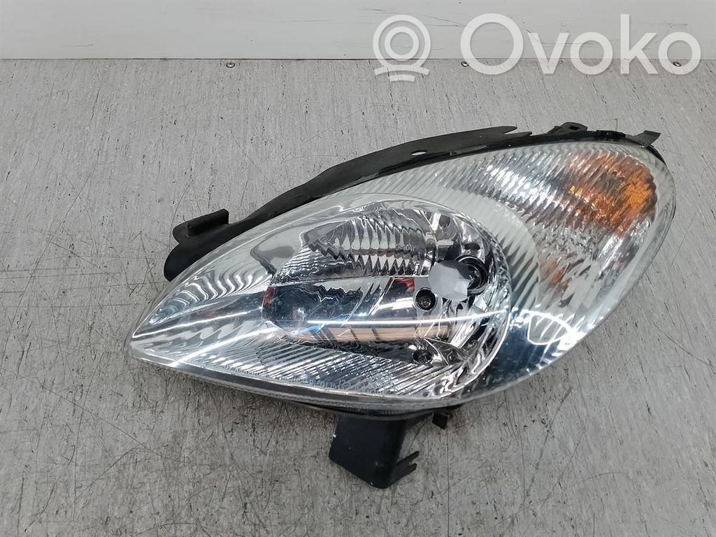 Citroen Xsara Picasso Phare frontale 