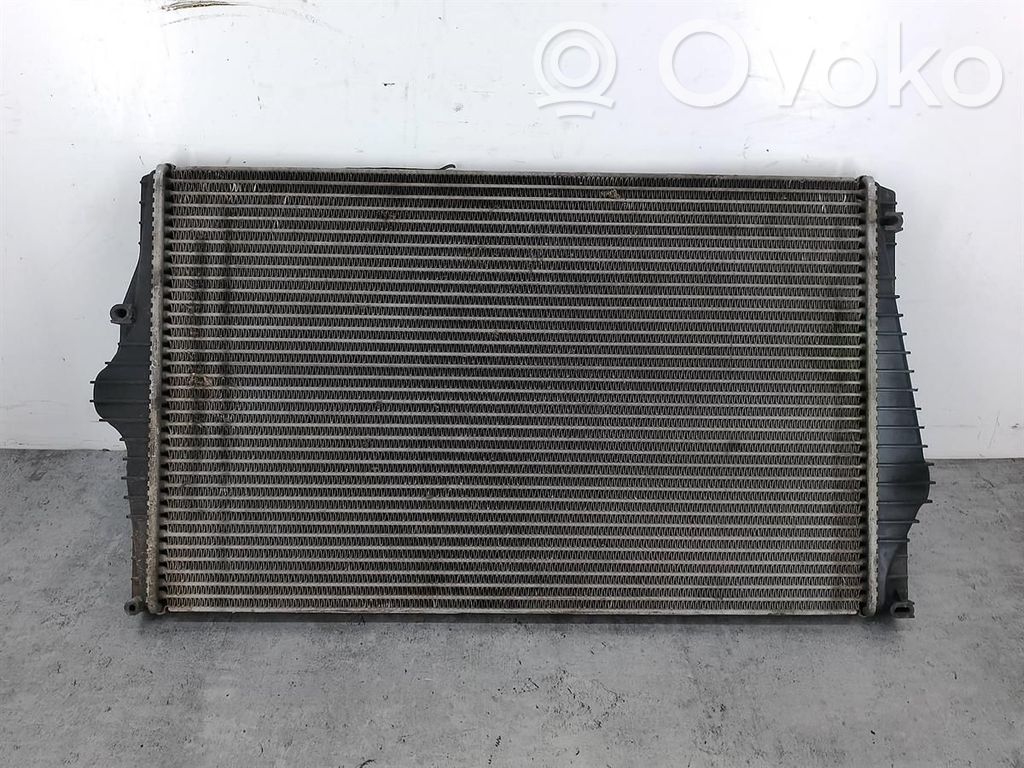 Volvo XC90 Aušinimo skysčio radiatorius 