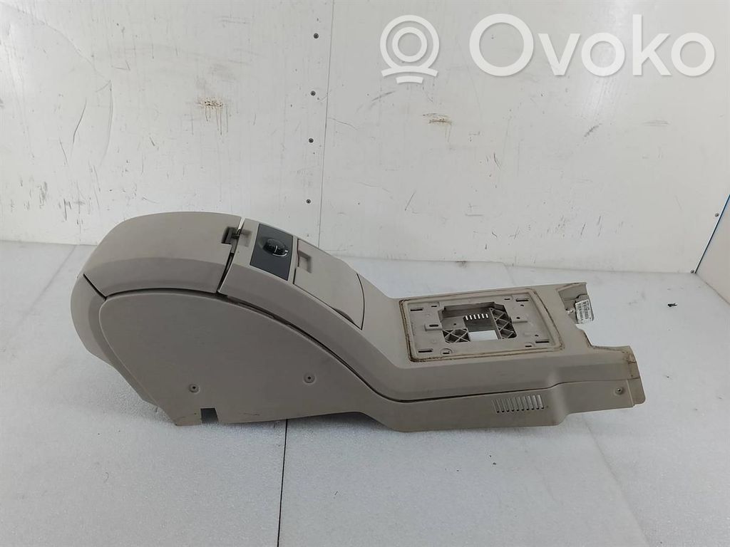 Chrysler Pacifica Center console 