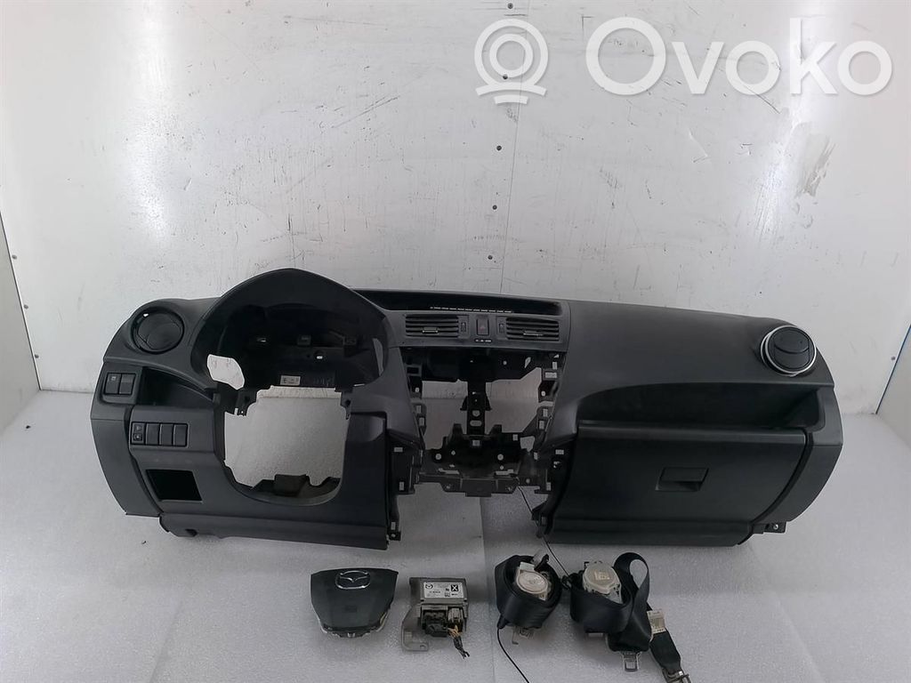 Mazda 5 Panelis 