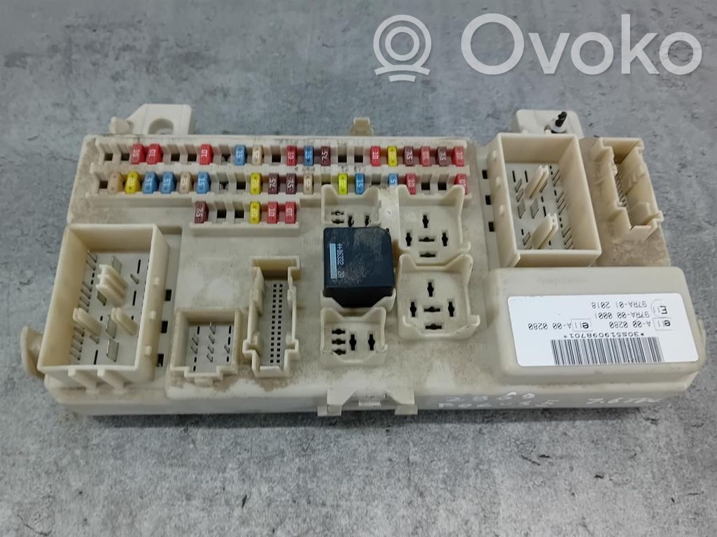 Fuse box set