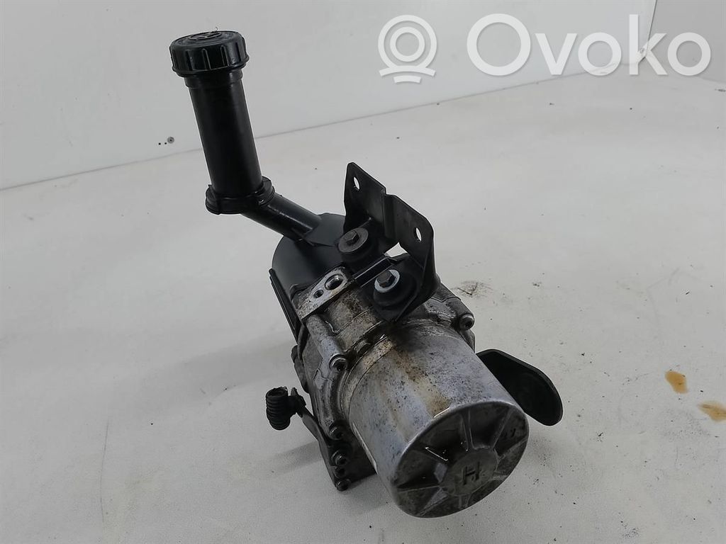 Citroen C4 I Ohjaustehostimen pumppu 