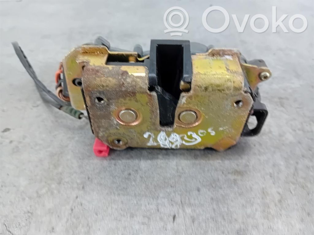 Tailgate lock latch