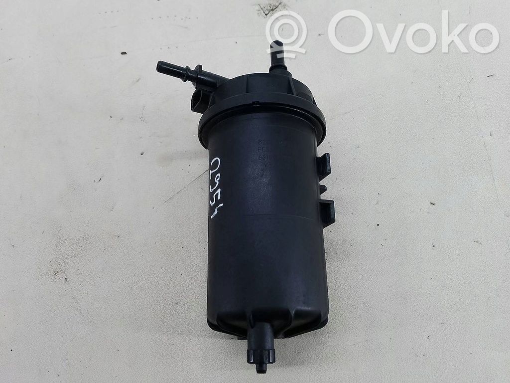 Renault Trafic II (X83) Alloggiamento del filtro del carburante 