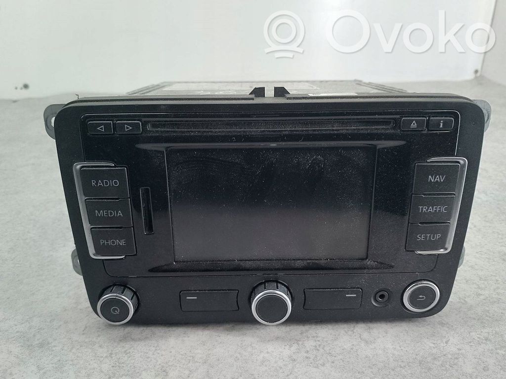 Volkswagen PASSAT B7 Panel / Radioodtwarzacz CD/DVD/GPS 