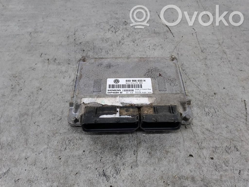 Engine control unit/module ECU   03D906033H