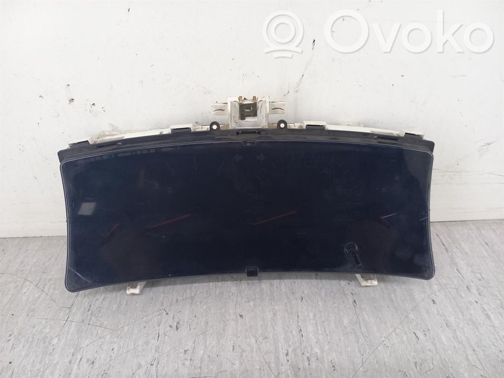 Toyota Corolla E120 E130 Nopeusmittari (mittaristo) 
