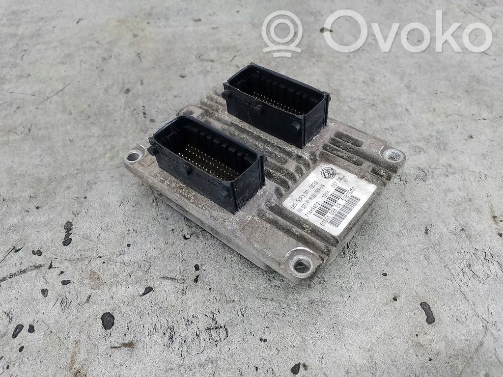 Fiat Grande Punto Unitate control motor/modul ECU 