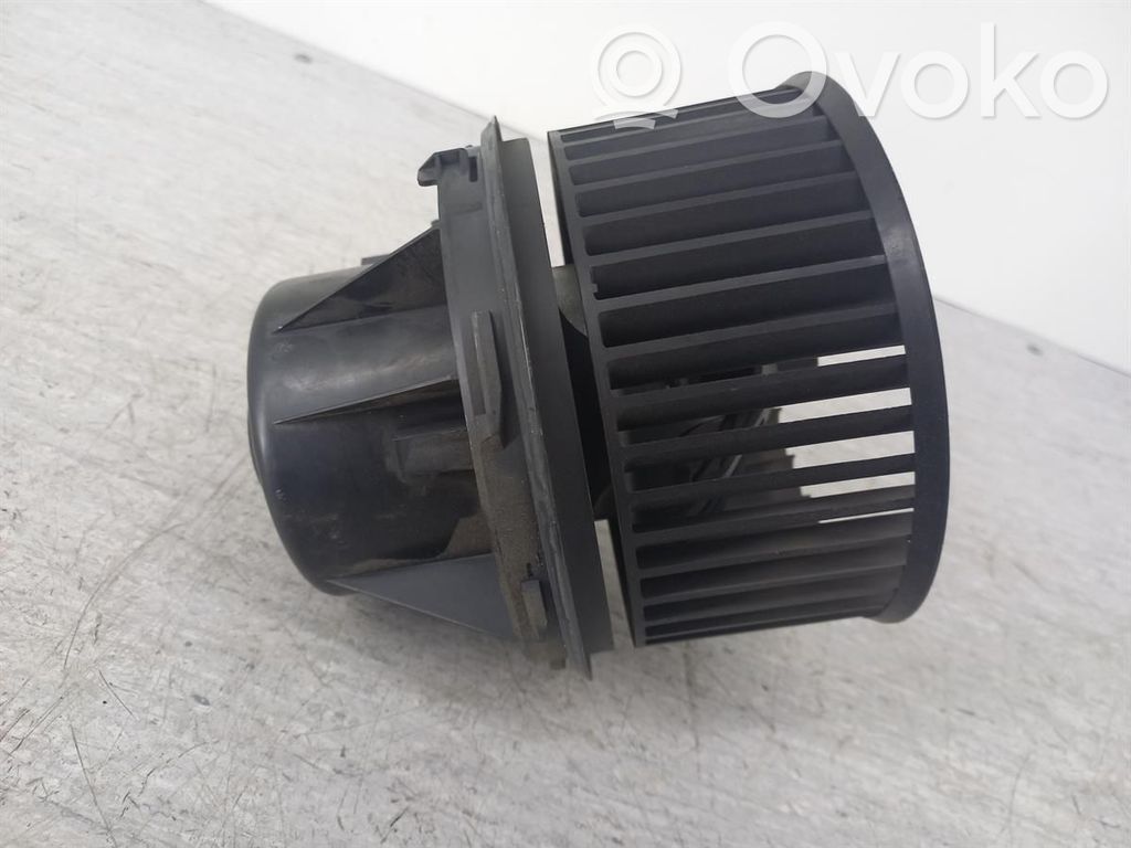 Mazā radiatora ventilators