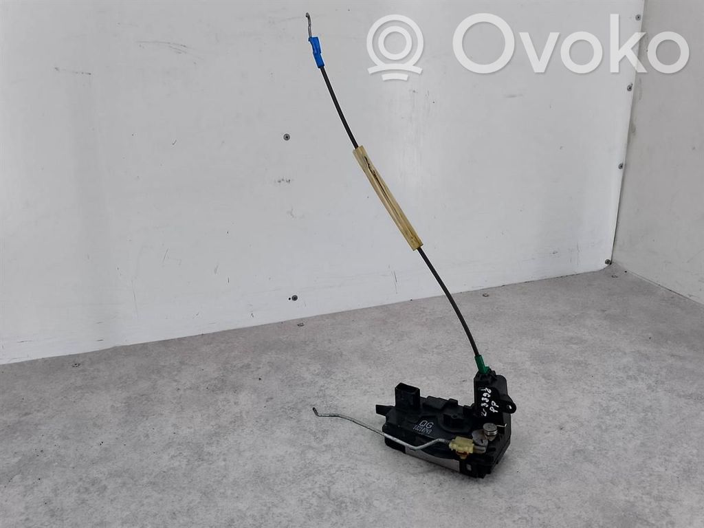 Opel Zafira B Etuoven lukko 